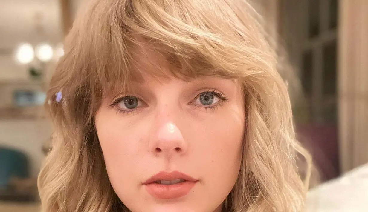 Modern Shag memberikan keistimewaan sendiri pada penampilan. Kesan klasik yang memperkuat karakter tersendiri bagi yang menerapkan gaya rambut ini.