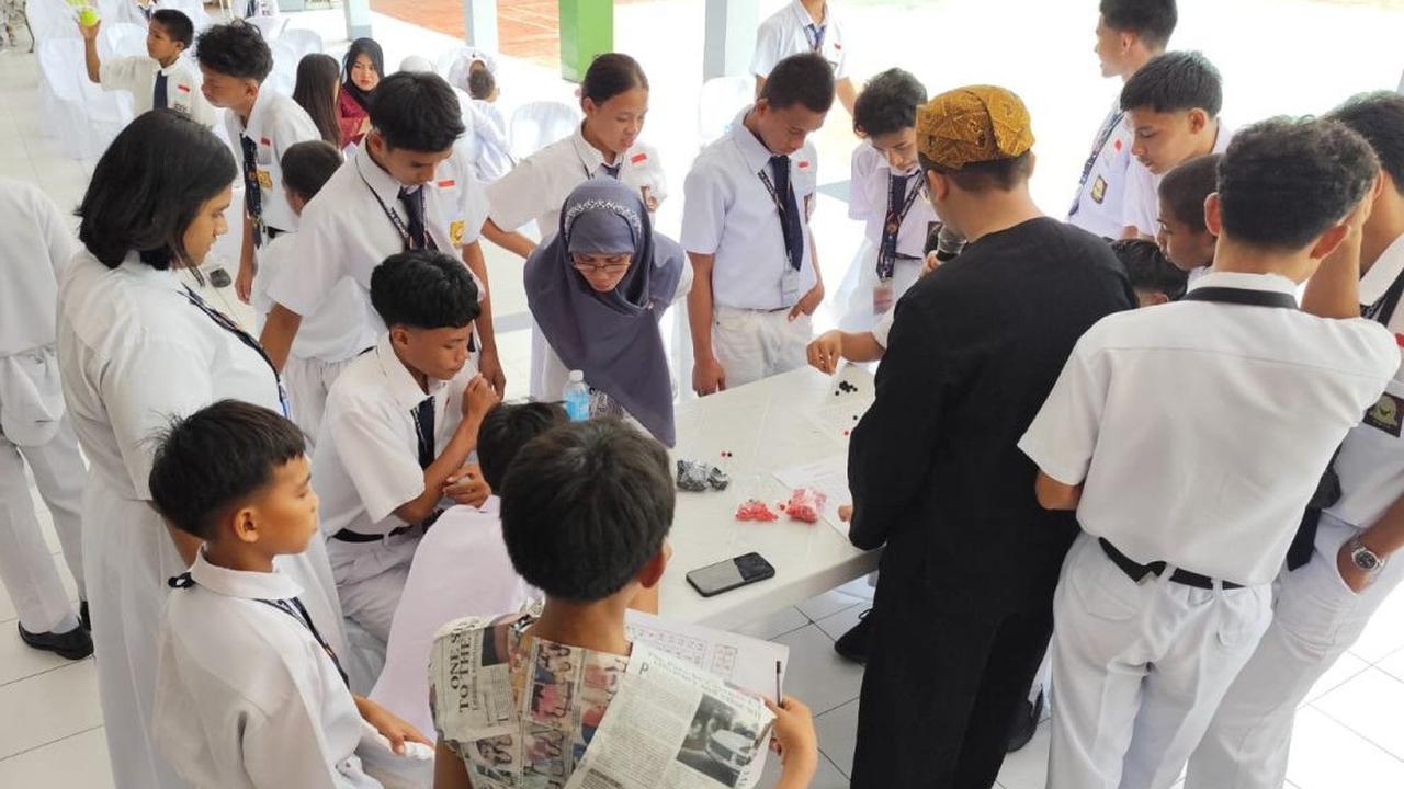 Pemprov DKI Anggarkan Rp2,3 Triliun untuk Program Sekolah Gratis di 2025