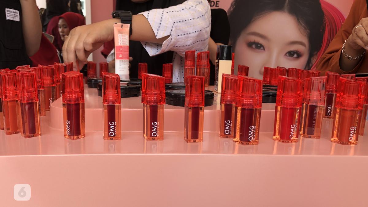 Tren Lipstik Tahun 2024, Lip Tint Bakal Geser Popularitas Lip Cream