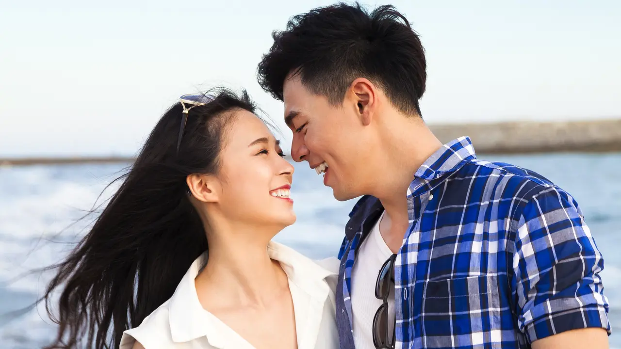 pasangan cinta