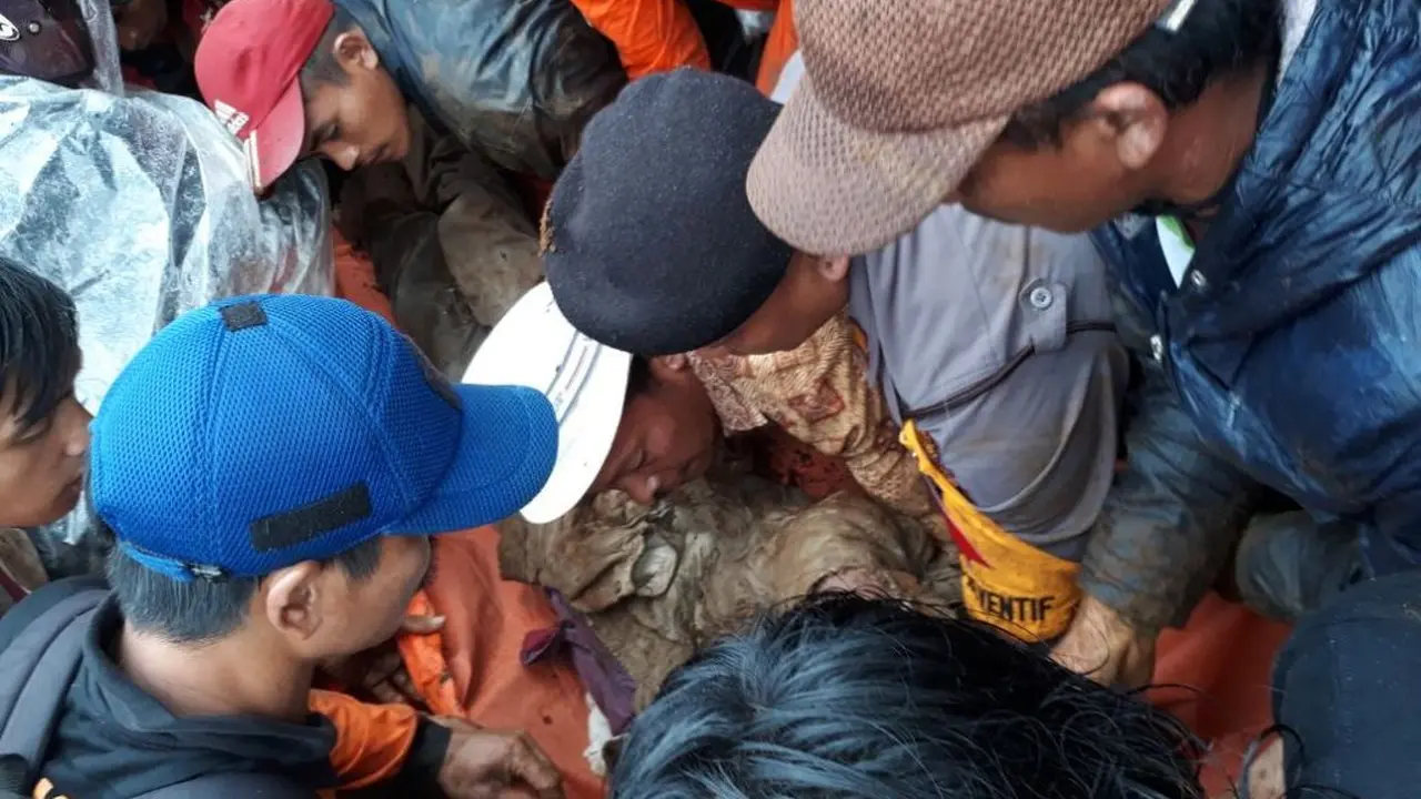 Nasib Tragis Petani Saat Berteduh di Bawah Rumpun Bambu
