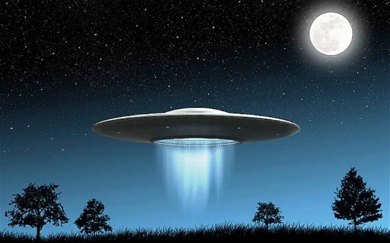 Ilustrasi UFO (Telegraph)