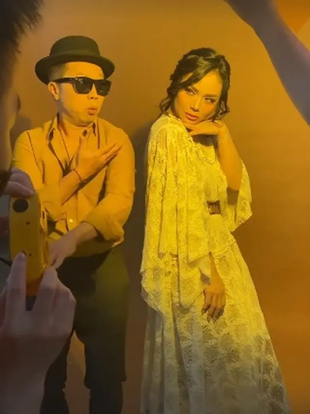 7 Pemotretan Single Terbaru Krisdayanti, Tak Sempat Hadiri Siraman Aurel Hermansyah