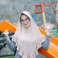 (Instagram/riaricis1795)