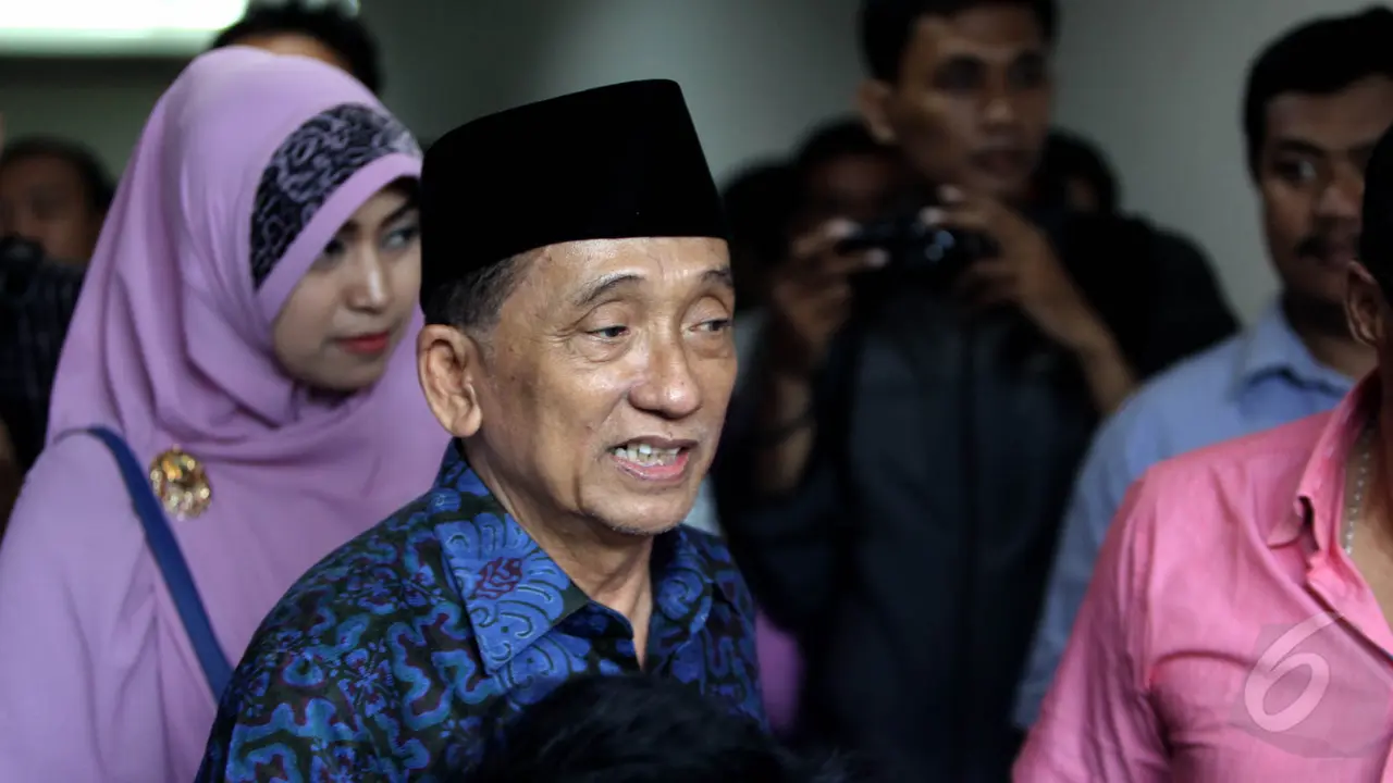 Tampang Fuad Amin Imron Saat Jaksa Tolak Eksepsinya