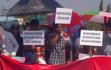 Di Istana, jemaat HKBP dan Yasmin berdoa untuk Rohingya