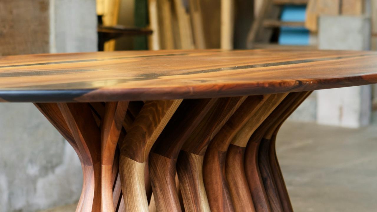 Desain Meja Minimalis Kayu yang Elegan untuk Hunian Modern