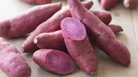 Berikut manfaat ubi merah dan tiga bahan makanan lainnya untuk kecantikan kulit yang tampak jauh lebih cerah dan memesona. (Foto: iStockphoto)