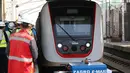 Gerbong kereta Light Rail Transit (LRT) ketika melakukan ujicoba dari Stasiun Boulevard Selatan ke Stasiun Boulevard Utara, Jakarta, Kamis (14/6). Uji coba internal rangkaian LRT digelar sejak 11 hingga 13 Juni 2018 lalu. (Liputan6.com/Immanuel Antonius)