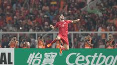 Gaya Marko Simic merayakan golnya ke gawang Tampines Rovers pada laga Piala AFC 2018 di Stadion Utama GBK, Senayan, Jakarta (28/2/2018). Persija menang 4-1. (Bola.com/Nick Hanoatubun)