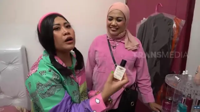 Penampakan rumah Elly Sugigi (YouTube/Trans7 Official)