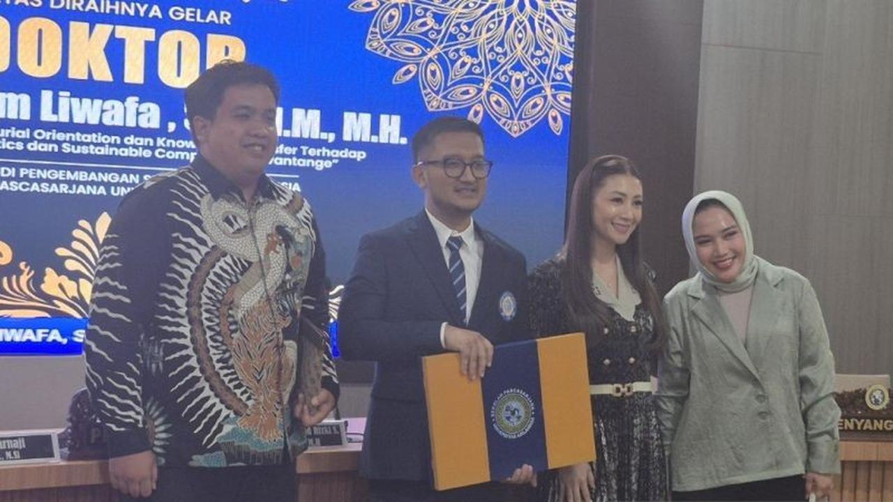 Arizal Tom Liwafa Raih Doktor Unair, Teliti Inovasi UMKM Berkelanjutan Nasional