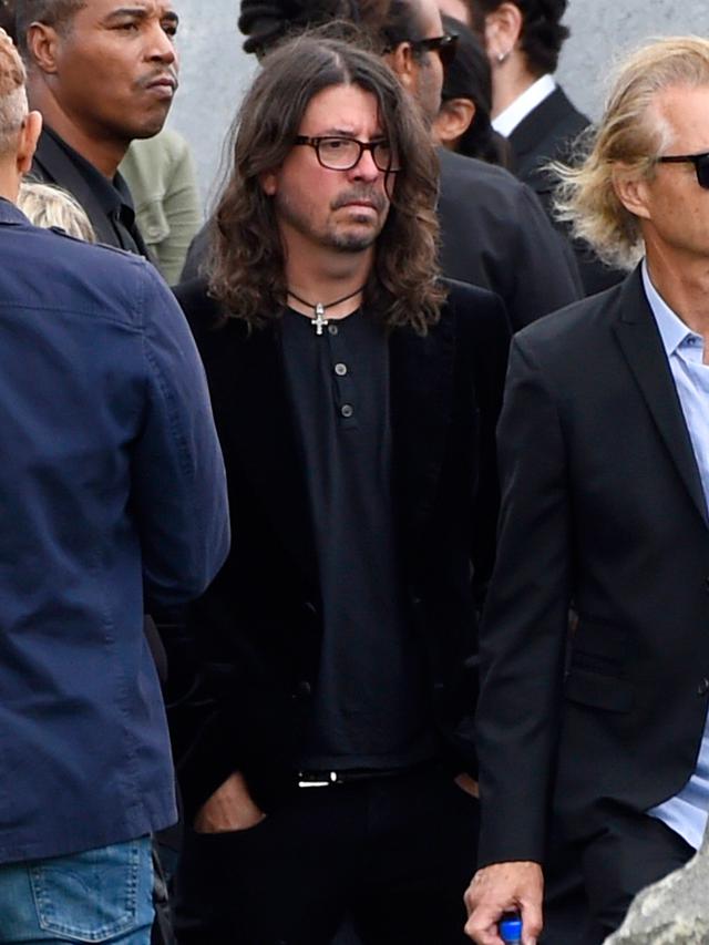 Sejumlah Musisi Hadiri Pemakaman Chris Cornell