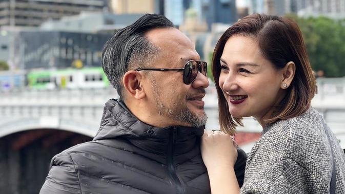 Cerita 17 Tahun Ke Atas Potret Sederhana Mona Ratuliu Ulang Tahun di Warung 