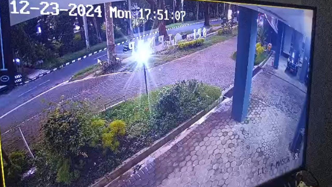 Detik-Detik Mahasiswa di Jember Tewas Usai Loncat dari Lantai 8, Sempat Unggah Status 'Selamat Tinggal