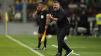 Pelatih Italia, Gennaro Gattuso, bereaksi saat pertandingan kualifikasi Piala Dunia&nbsp;melawan Estonia di Bergamo, Italia, Sabtu,&nbsp;6 September 2025. (Fabio Ferrari/LaPresse via AP)