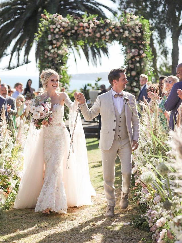 FOTO: Momen Pernikahan Vokalis Muse, Matt Bellamy