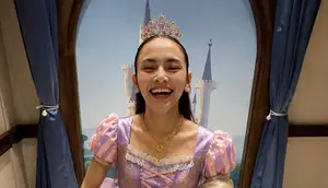Mahalini Raharja Jadi Rapunzel Saat Nikmati Disney Cruise dengan Tas Hermes Rp711 Jutaan