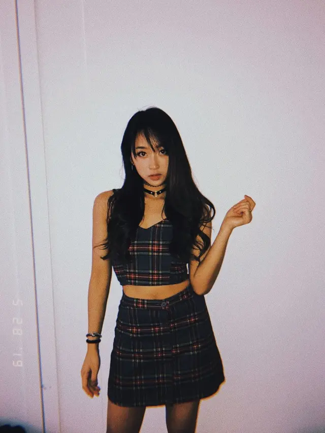 8 Potret Dita Karang, Member Girlgroup K-pop Asal Indonesia yang Segera Debut