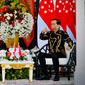 Presiden Joko Widodo (kanan) berbincang dengan PM Singapura Lee Hsien Loong di The Sanchaya Resort Bintan, Kabupaten Bintan, Provinsi Kepulauan Riau, Selasa (25/1/2022). Kehadiran PM Lee di Bintan ini untuk menghadiri Leaders’ Retreat Indonesia-Singapura. (Laily Rachev/Biro Pers Setpres)