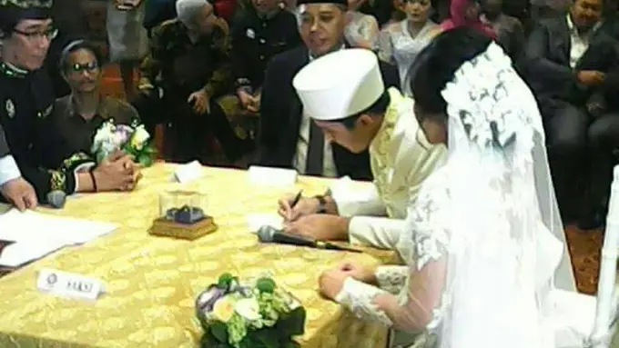 [Bintang] Pernikahan Anak Parto