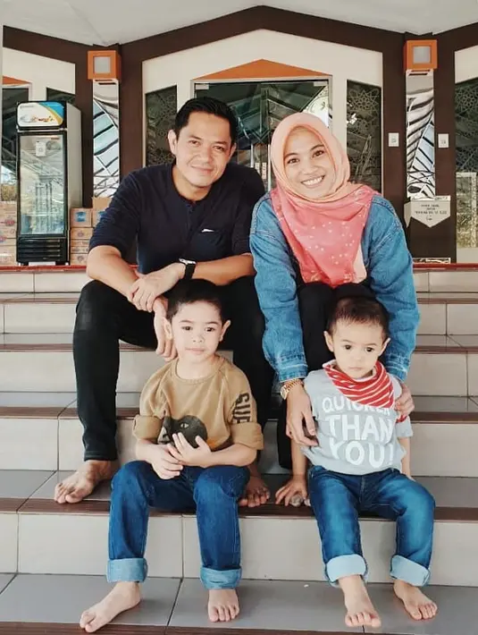 Dude Harlino dan Alyssa Soebandono