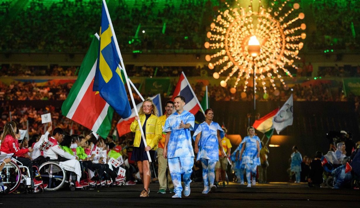Parade pada acara penutupan Paralimpiade Rio 2016 di Stadion Maracana, Rio de Janeiro, Brasil, (19/9/2016) WIB.  (AFP/Thomas Lovelock for OIS/IOC)