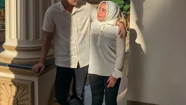 6 Potret Muzdalifah dan Fadel Islami Setelah Setahun Menikah, Rayakan Ultah Bersama