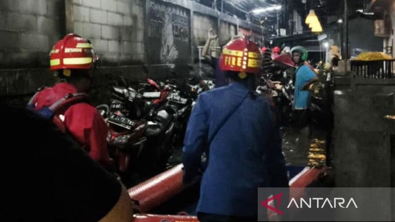 Banjir Jakarta Timur: 46 RT Masih Terendam, BPBD DKI Imbau Warga Waspada