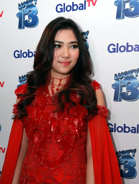 'Kalau main film itu lebih small dibanding opera,' ujar Isyana Sarasvati. (Deki Prayoga/Bintang.com)