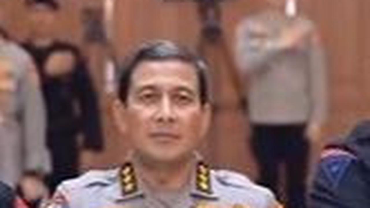 Tak hanya itu, Ahmad Dofiri sempat menduduki sejumlah jabatan yang tak main-main. Berikut rekam jejak Komjen Polisi Ahmad Dofiri di tubuh Polri:<br>