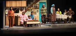 Pementasan Home Sweet Loan The Musical di Graha Bhakti Budaya, Taman Ismail Marzuki (TIM), Cikini, Jakarta, Rabu (30/9/2026). Pertunjukan musikal tersebut mengangkat kisah Kaluna dalam perjuangannya mewujudkan impian memiliki rumah sekaligus mencari makna tentang pulang. (KLY/Budy Santoso)