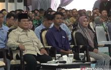 Duduk Samping Presiden, ART dan Tukang Seblak Terima Rumah Subsidi Prabowo di Banten