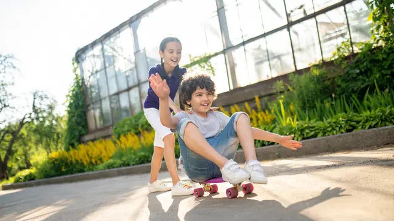 Mengenal Jellyfish Parenting, Gaya Asuh yang Fleksibel dan Berpusat pada Anak