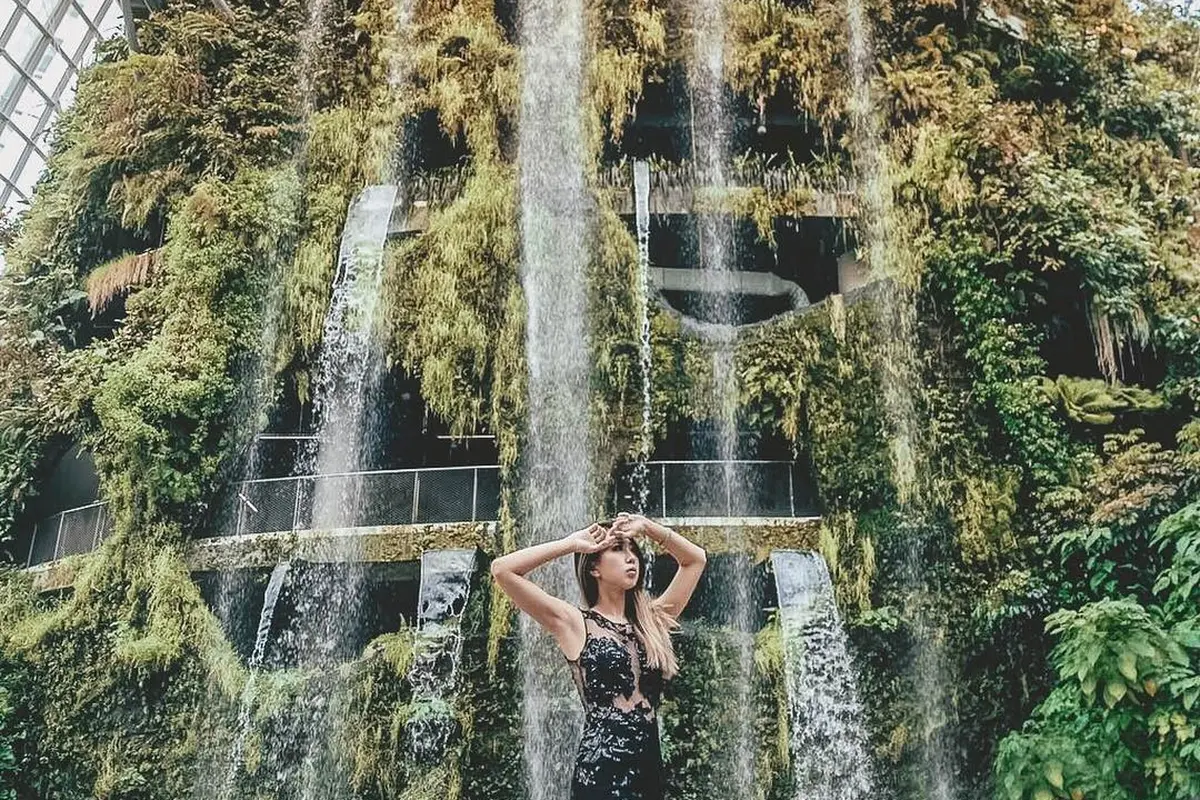 [Bintang] Singapura