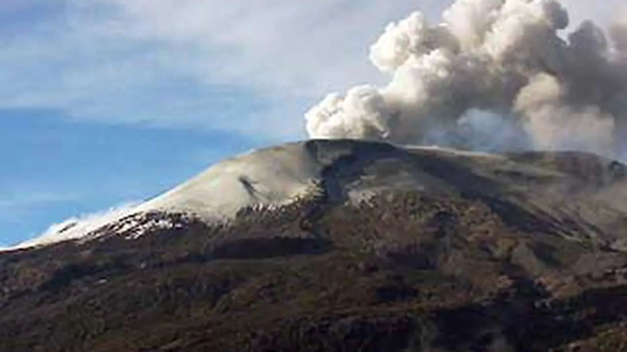 120530bvolcano.jpg