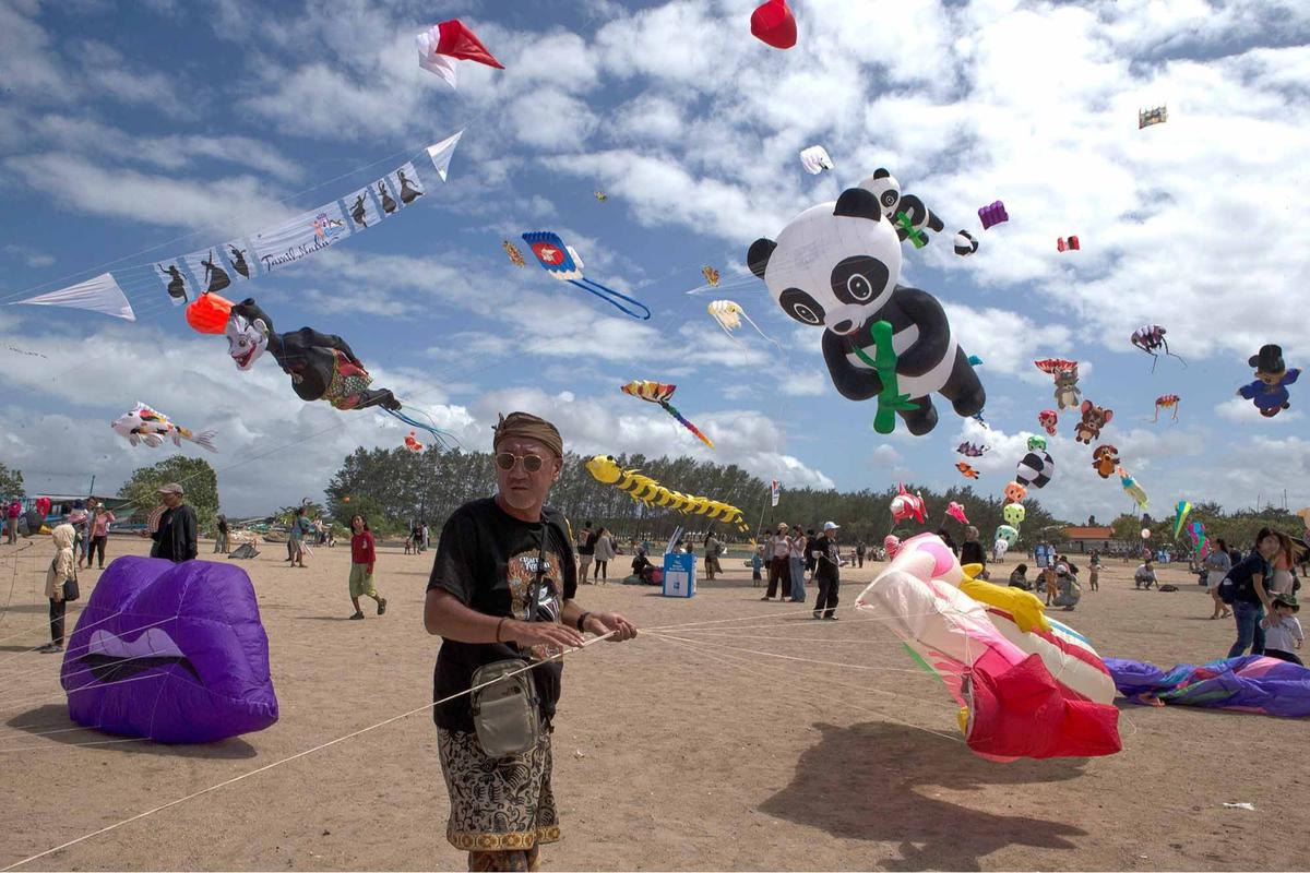 FOTO: 500 Layangan dari 25 Negara Ramaikan Langit Sanur Bali