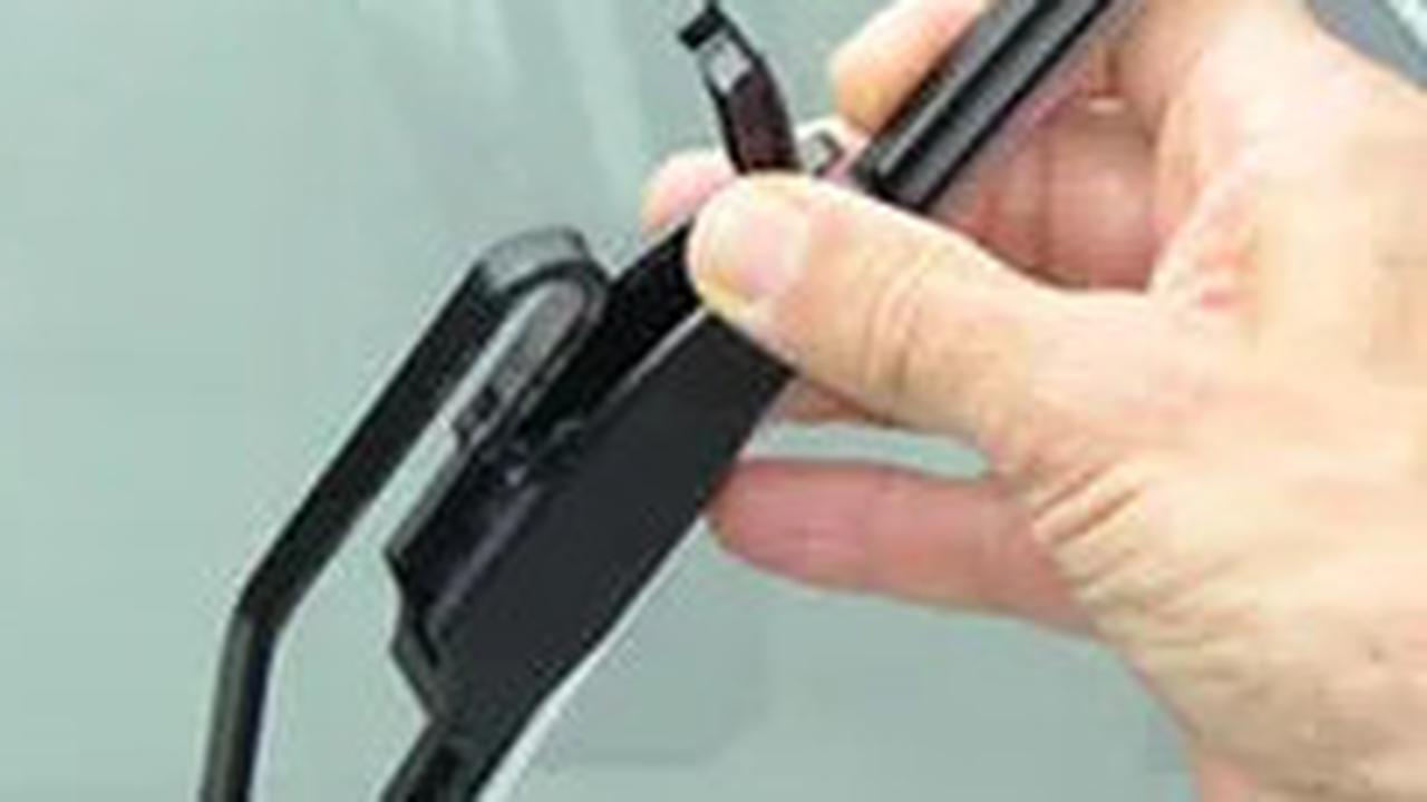 Musim Hujan di Bulan Agustus, Ini Cara Mudah Merawat Wiper Mobil agar Awet Lebih Lama