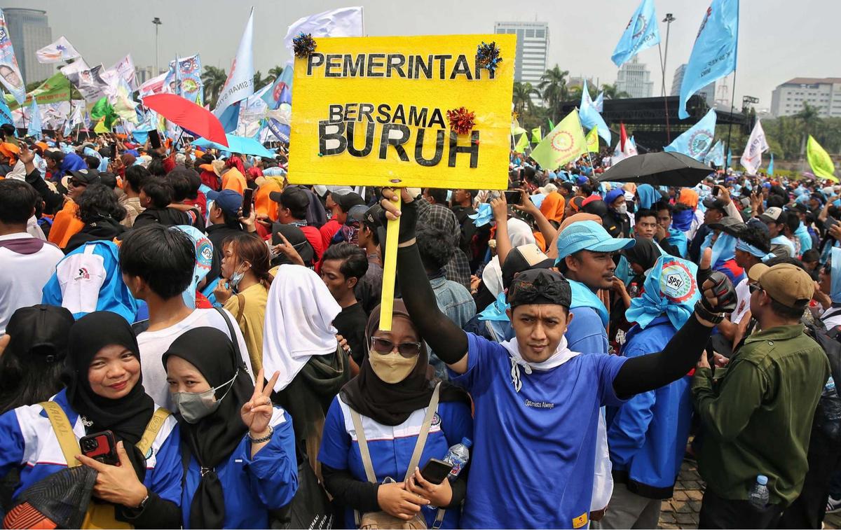 Peringatan Hari Buruh di Monas