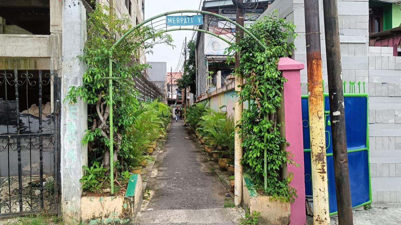Subuh Mencekam Aksi Todong Pistol di Tebet