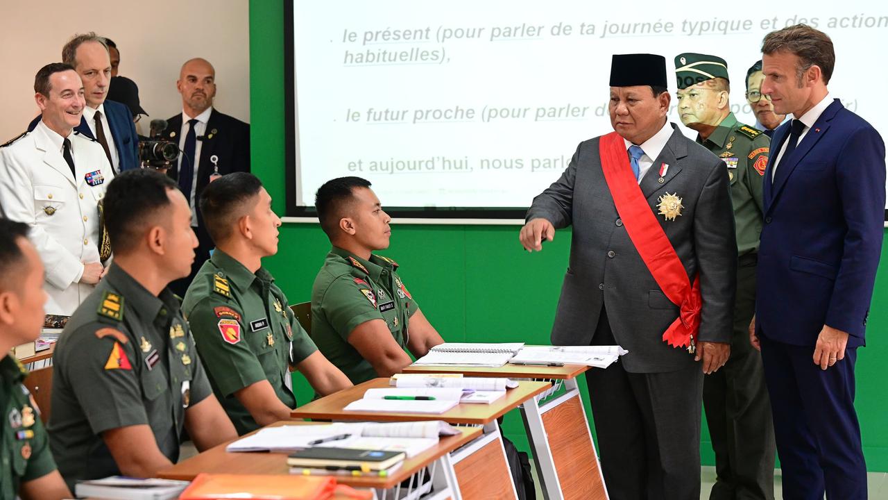 Presiden Macron Senang Peserta Latihan Akmil Belajar Bahasa Prancis