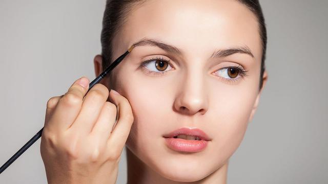 Tutorial Membuat Alis Natural Tidak Lebay Seperti Alis Sinchan