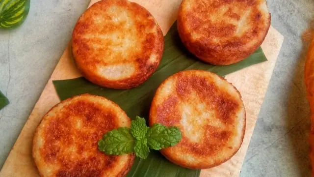 Kue dari tepung ketan dan gula merah, Wingko (Foto: Wiratech Toko Mesin Kemasan)