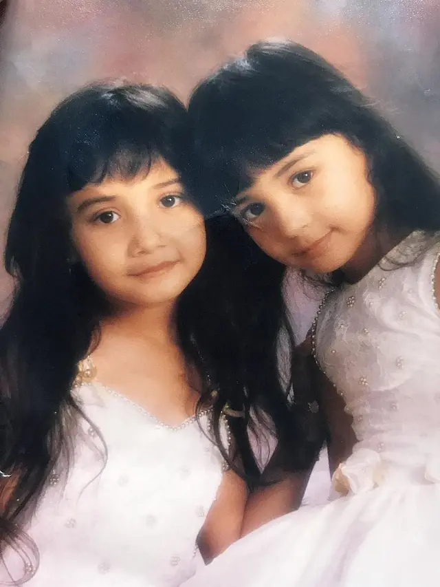 6 Potret Masa Kecil Zaskia Sungkar dan Shireen Sungkar, Bak Anak Kembar