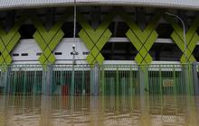 FOTO: Stadion Patriot Candrabhaga Dikepung Banjir Jelang Duel Persija vs PSS Sleman, Begini Kondisinya!