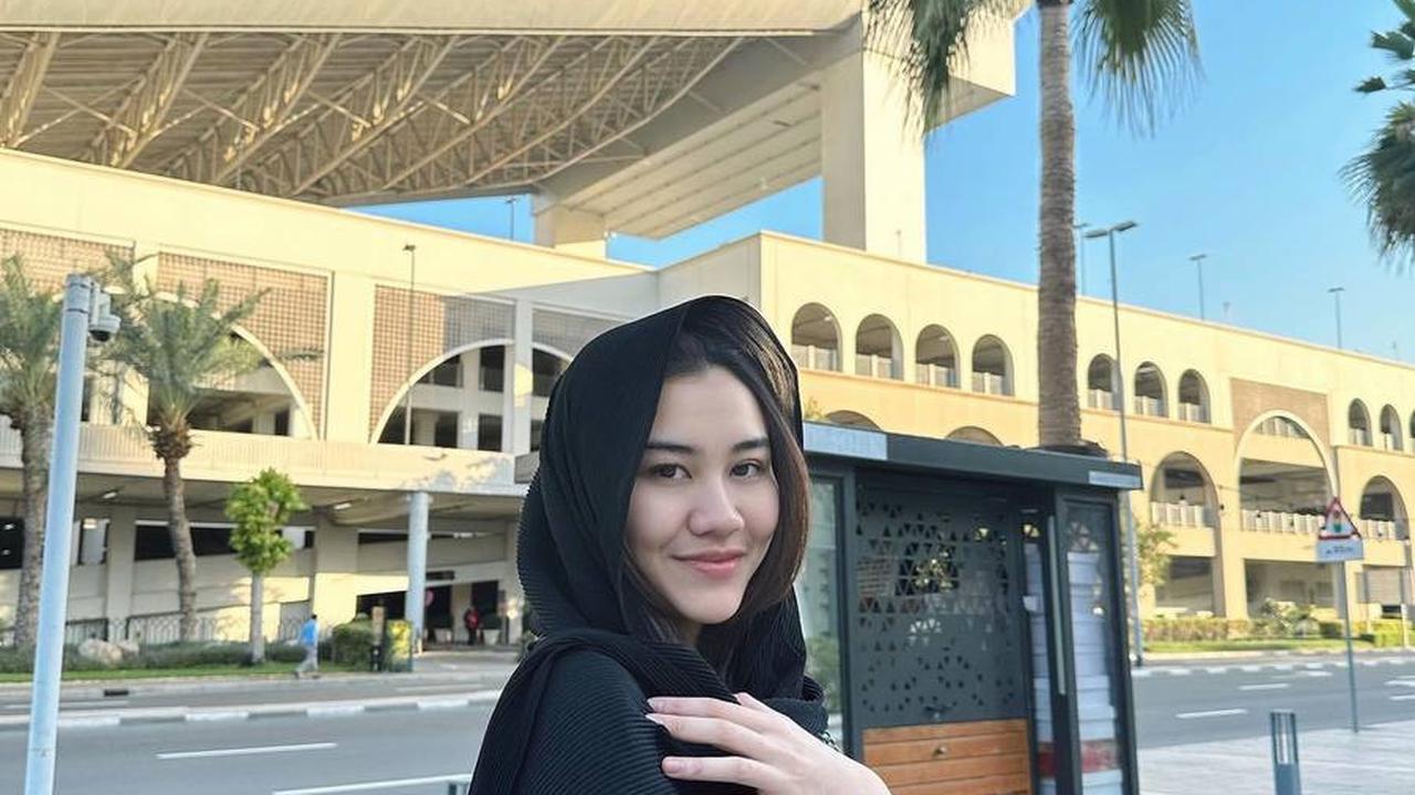 Menuai Cibiran Sejak Berangkat,Ini  Potret Aaliyah Massaid  Liburan di Dubai Sebelum Umrah - Tampil Cantik Bak Warga Lokal