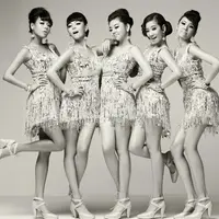 Wonder Girls (via golffy.com)