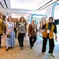 Menteri Pariwisata dan Ekonomi Kreatif (Menparekraf) Sandiaga Uno (kiri) dan Menteri Keuangan (Menkeu) Sri Mulayani (ketiga dari kanan)&nbsp;menghadiri pembukaan&nbsp;International Tourism Investment Forum (ITIF) 2024 di PIK Jakarta, 5 Juni 2024. (dok. Birkom Kemenparekraf)