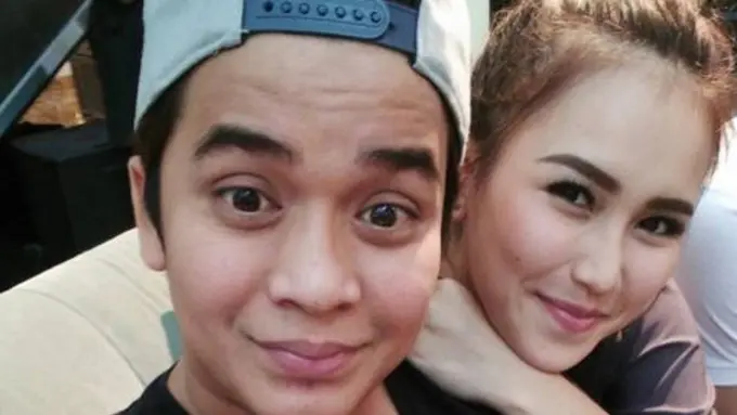 Billy Syahputra menawarkan diri menjadi suami Ayu Ting Ting