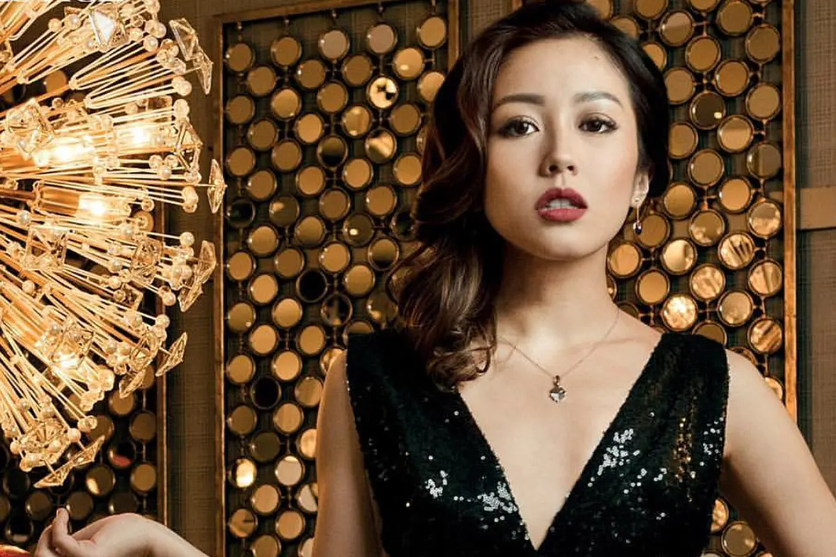 [Bintang] Kalahkan Nia Ramadhani, Gaya Ling Ling Menantu Keluarga Bakrie Ini Stunning Maksimal